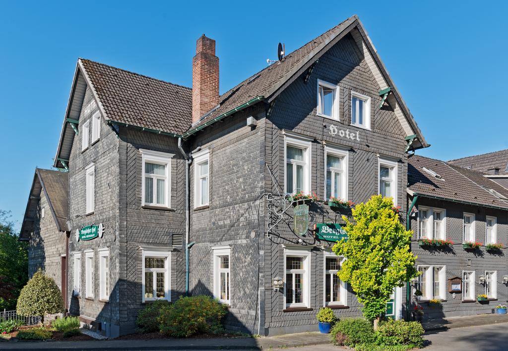 Hotel Bergischer Hof Windeck Екстер'єр фото
