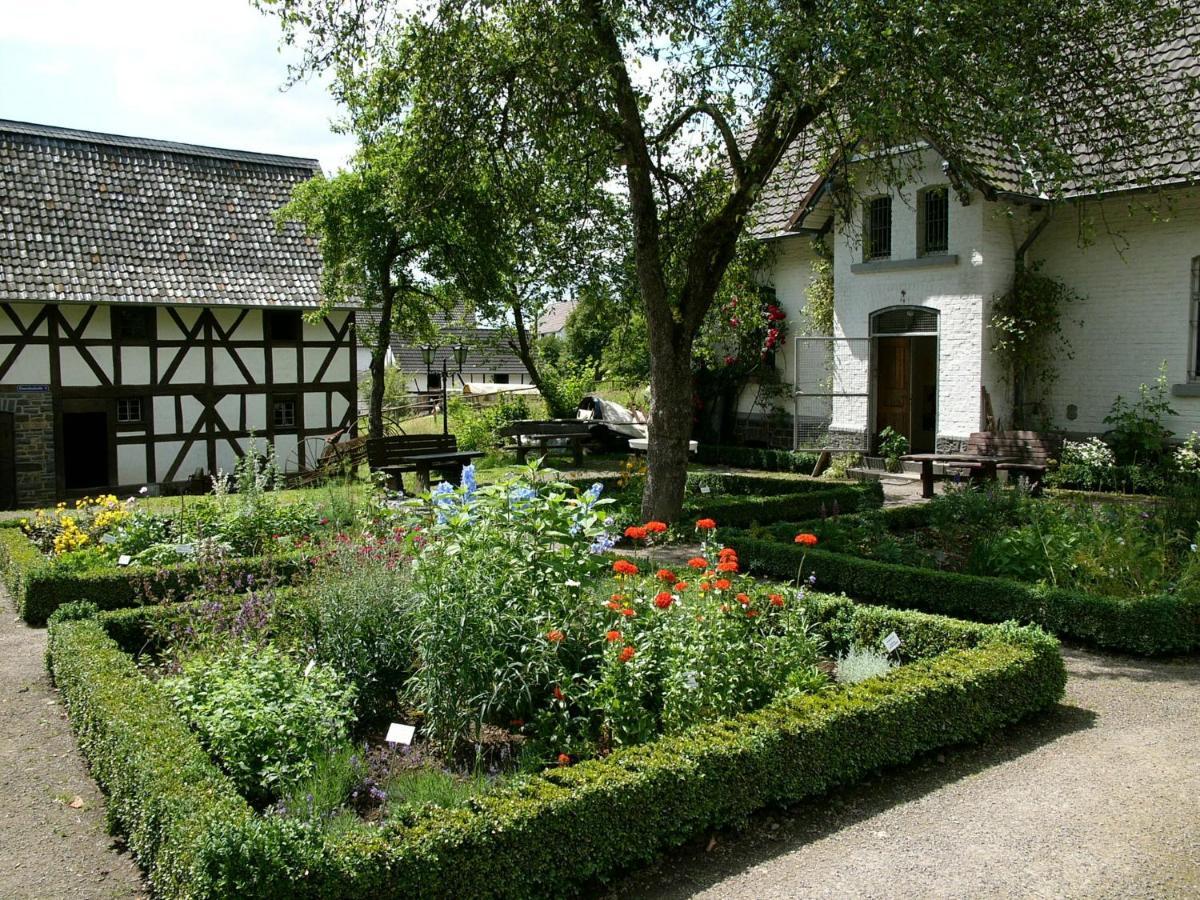 Hotel Bergischer Hof Windeck Екстер'єр фото
